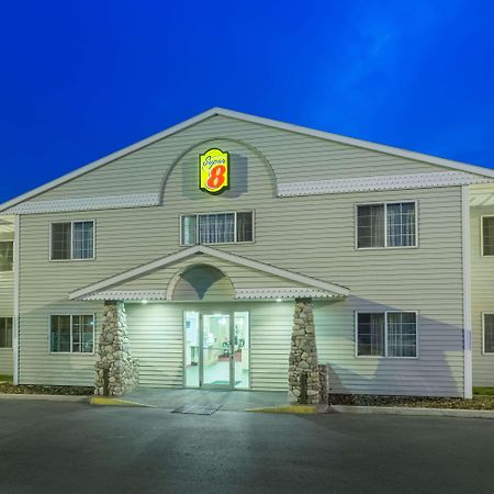 Super 8 By Wyndham Hamilton Hotel Exterior photo